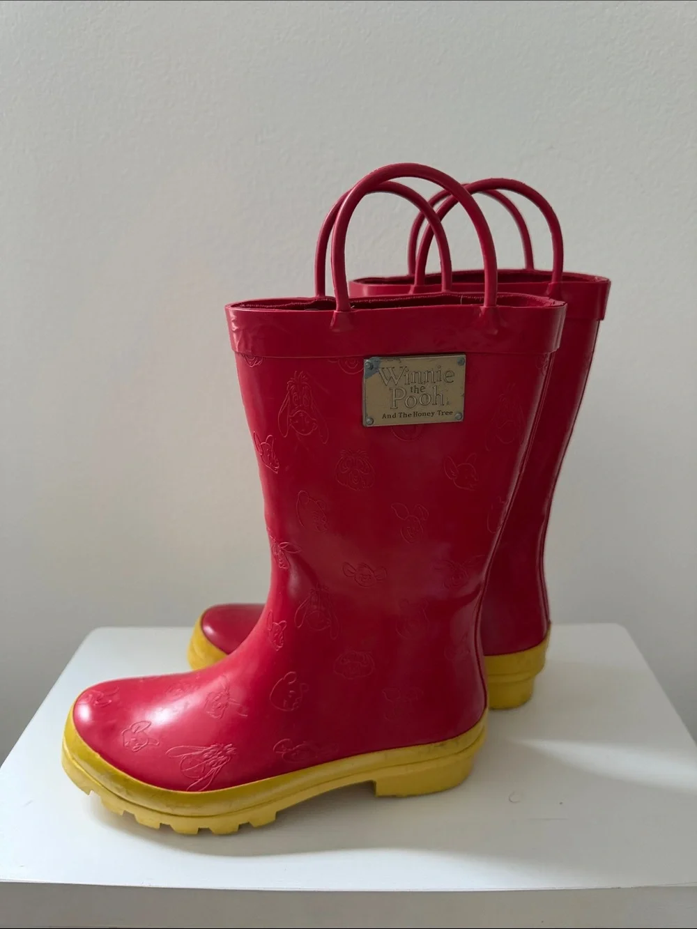Winnie the Pooh Disney Red & Yellow Women’s Rain Boots sz 6